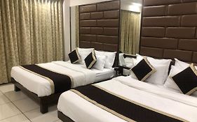 Hotel Center Point